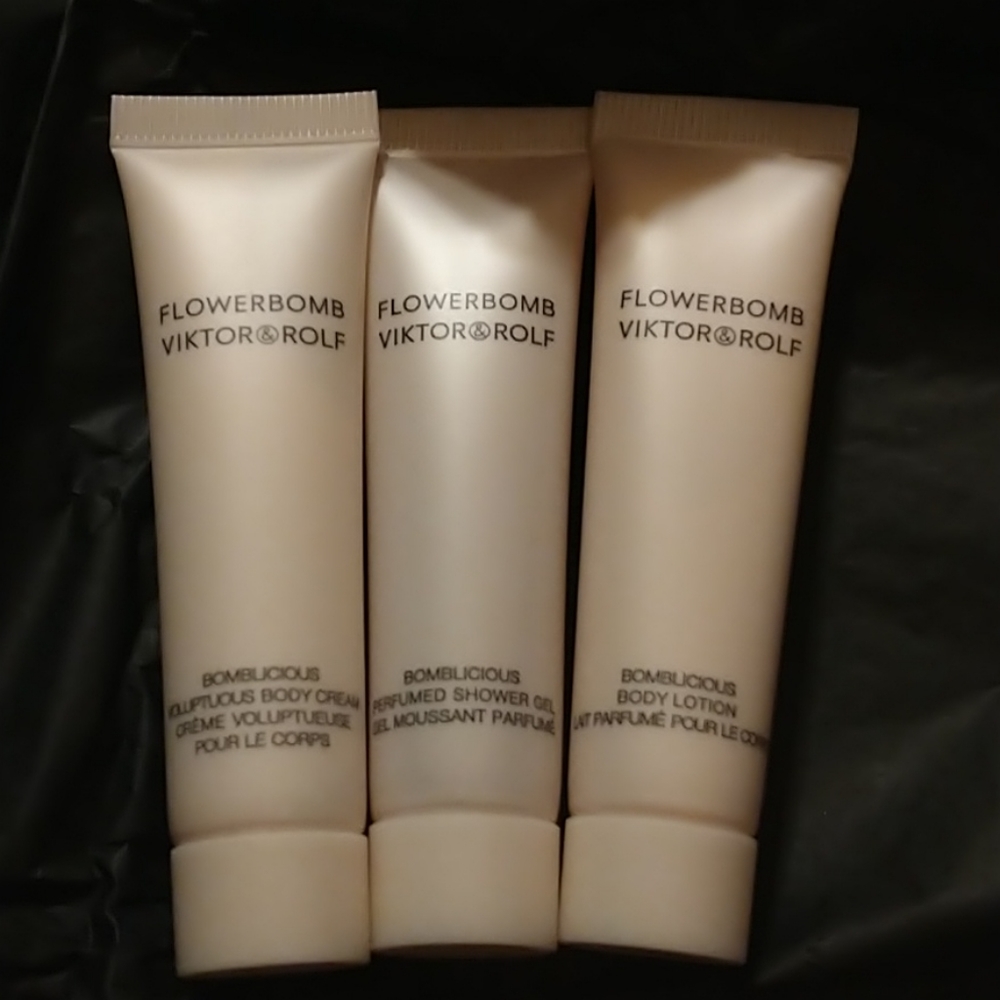 Flowersbomb body cream, gel and lotion